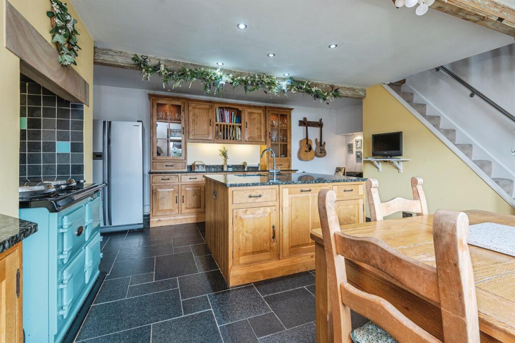Helme, Meltham, Holmfirth - More