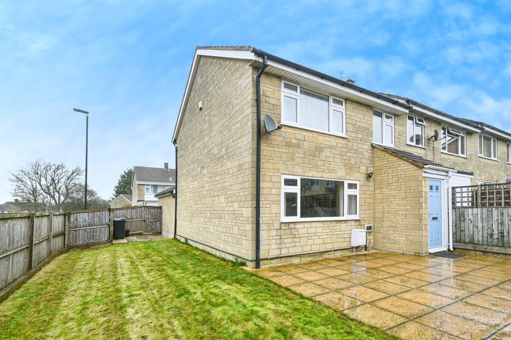 Crabtree Lane, Cirencester, Cirencester