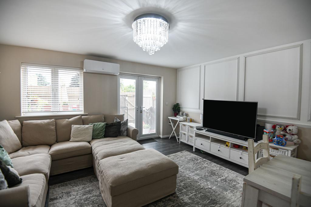 Fenmen Place, Walsoken, Wisbech, Cambridgeshire, PE13 3FA photo 2