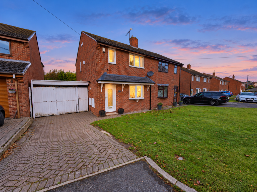 Meadow Road, Royston, Barnsley, S71 4AH
