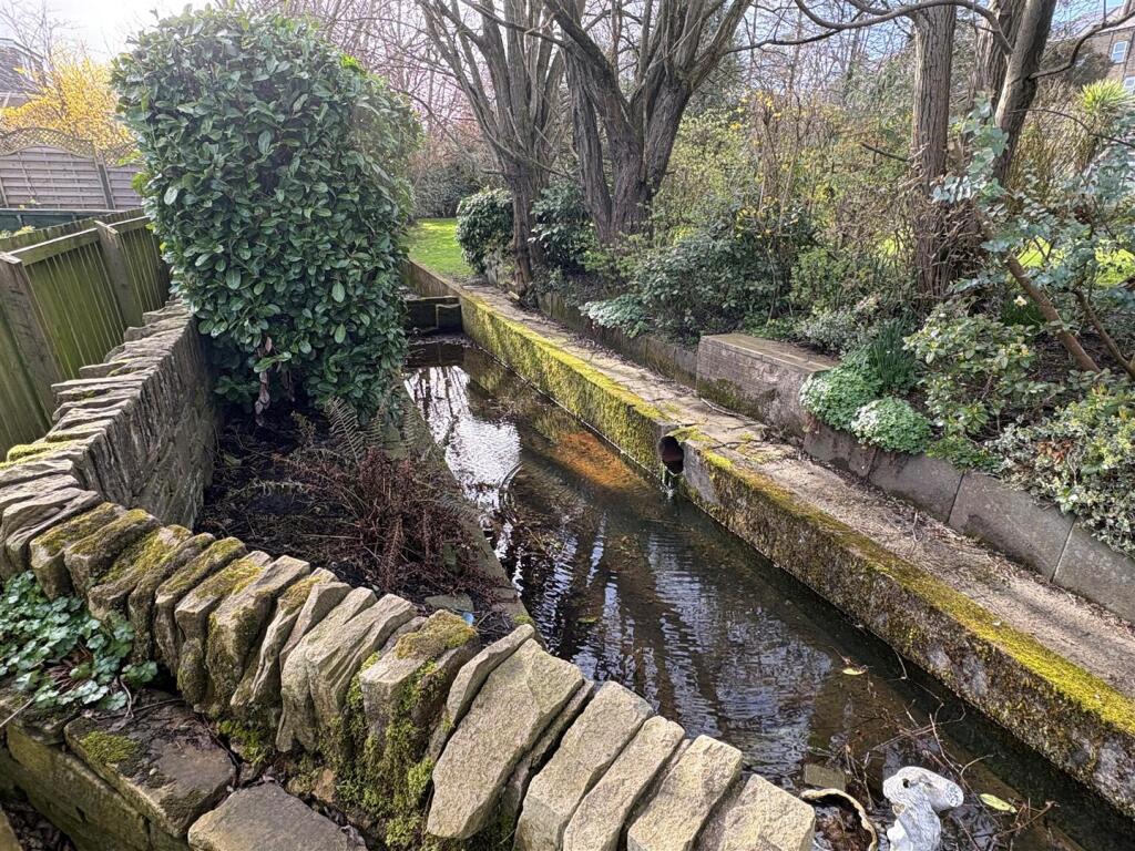 Additional image 19 of Oakleigh Avenue, Clayton, Bradford