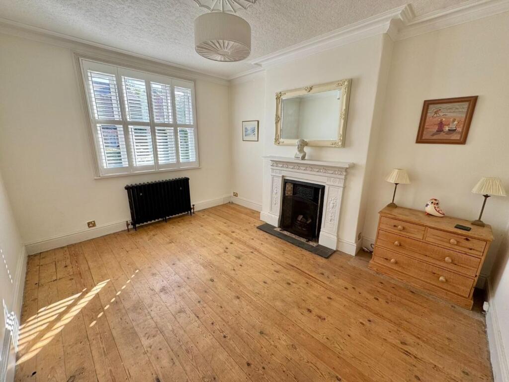 South Oak Lane, Wilmslow, SK9 photo 2