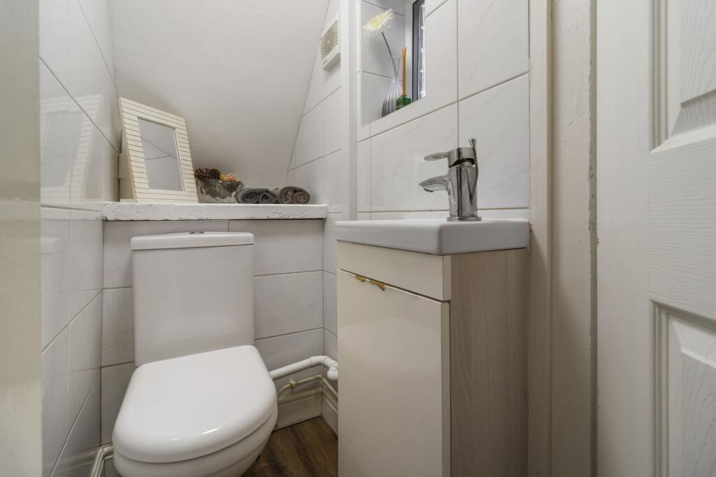 Morrin Close, Worcester, WR3 photo 4