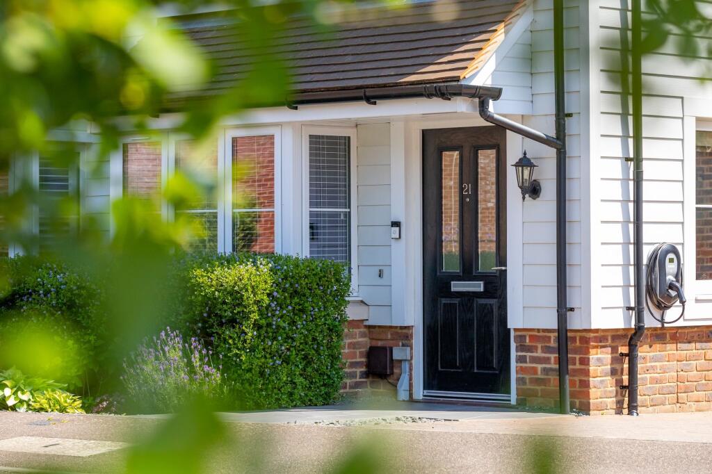 4-bed semi-detached on Rocky Drive, Haywards Heath, RH16, £700,000
