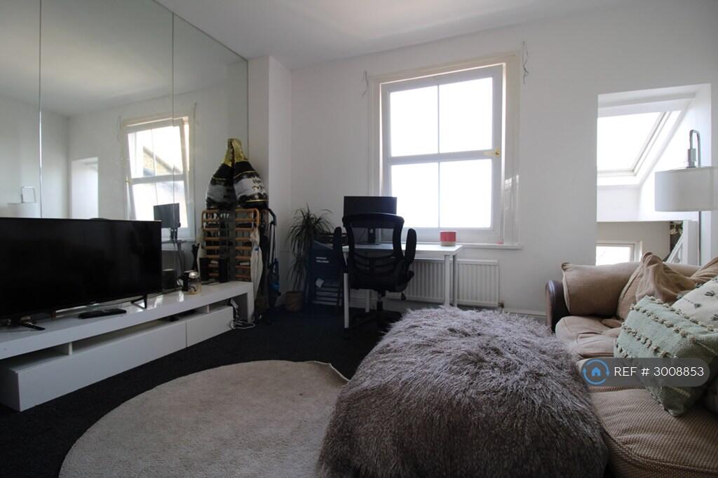 Main image of property: Arthur Road, London, SW19