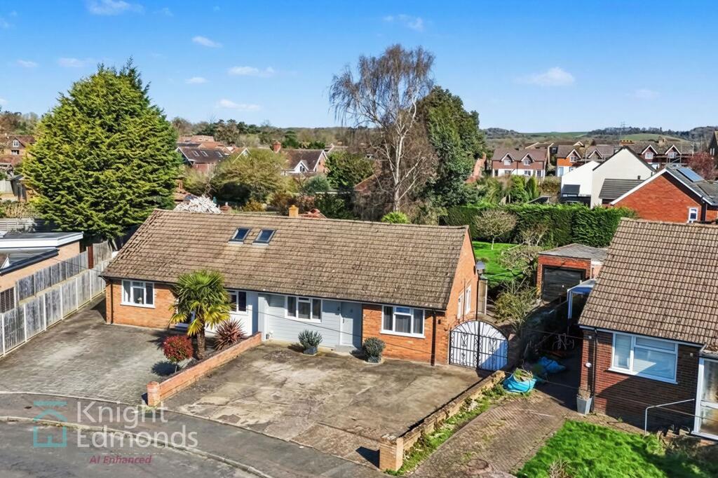 Main image of property: Trapfield Close, Bearsted, ME14