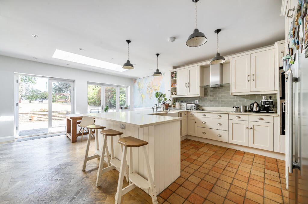 House in London - View 4