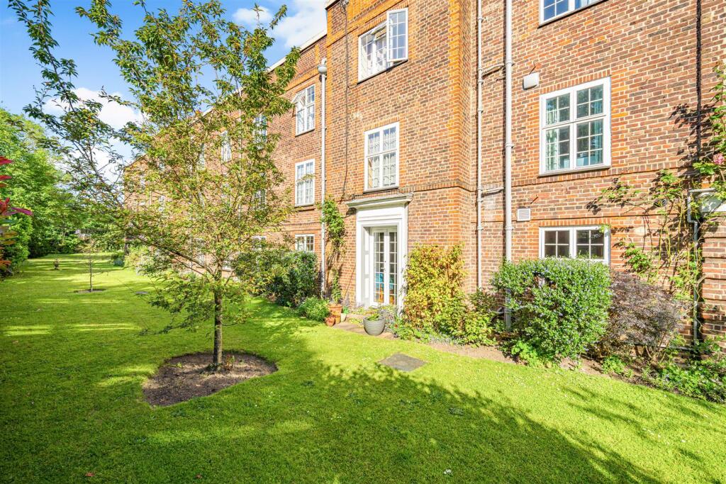 Apartment in London, Royal Borough of Kingston upon Thames - View 4