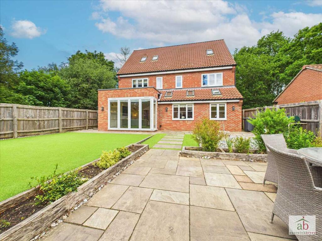 5-bed detached on The Copse, Martlesham, £675,000
