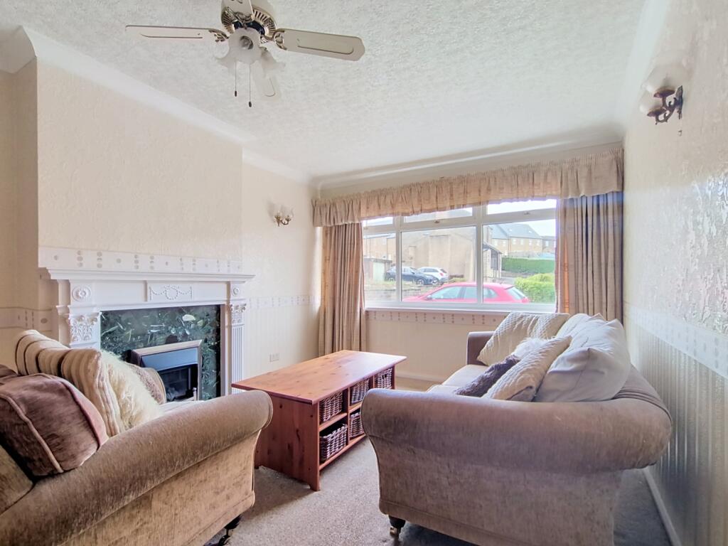 Peep Green Road, Hartshead, Liversedge, West Yorkshire, WF15 photo 2