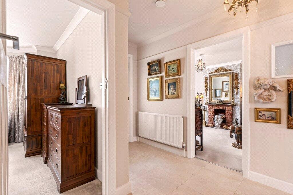 Sackville Crescent, Worthing, West Sussex, BN14 - View 5
