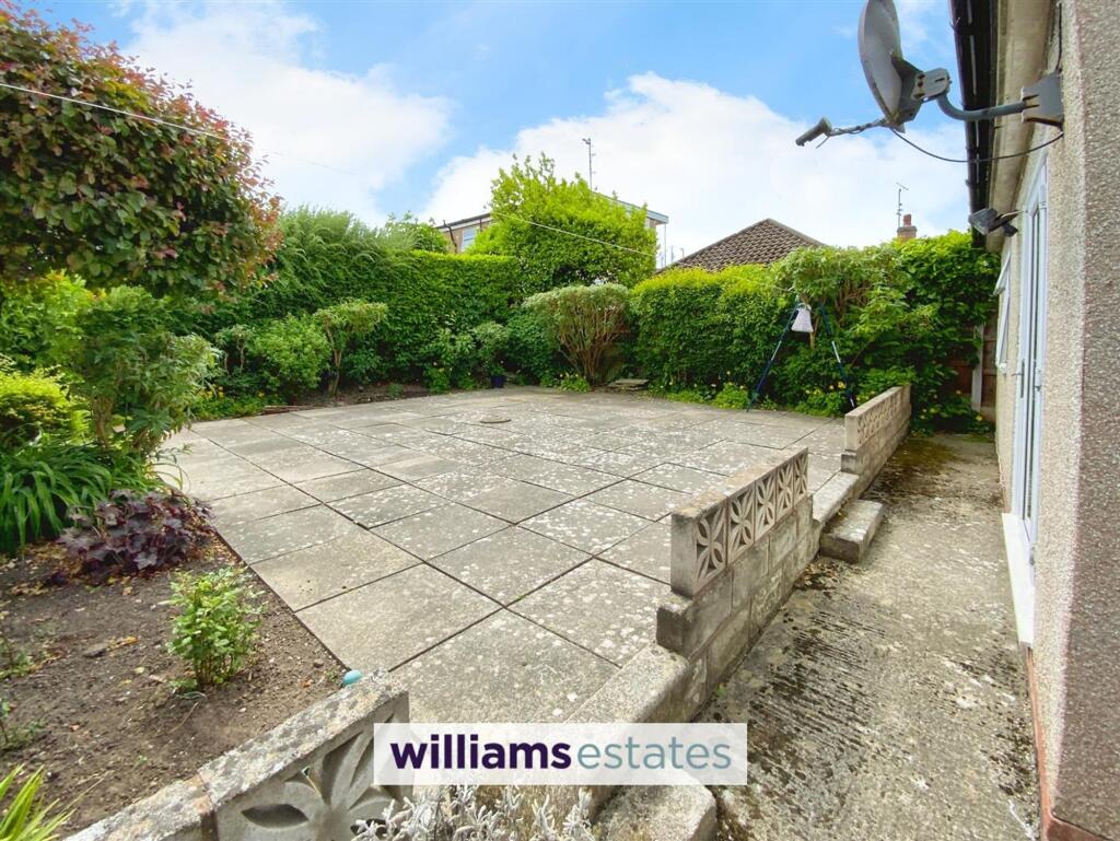 St. Georges Drive, Prestatyn, LL19 photo 2