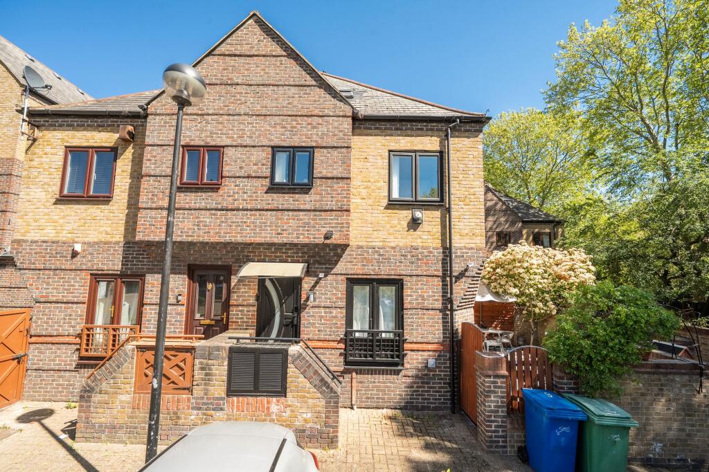 Main image of property: Cunard Walk, London, SE16