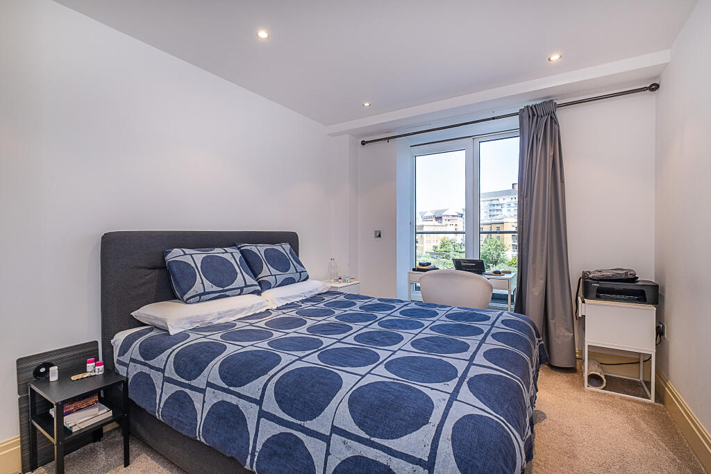 Apartment in London - More