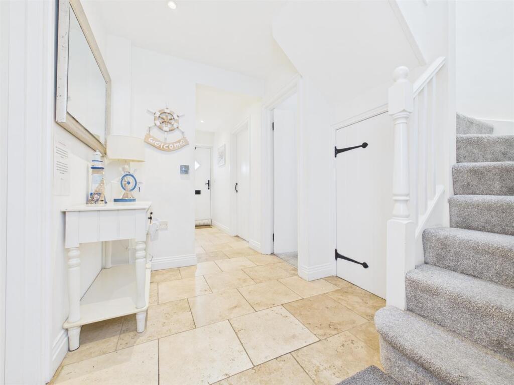 House in York - View 5