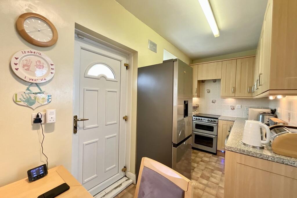 House in Sheffield, South Yorkshire - View 4