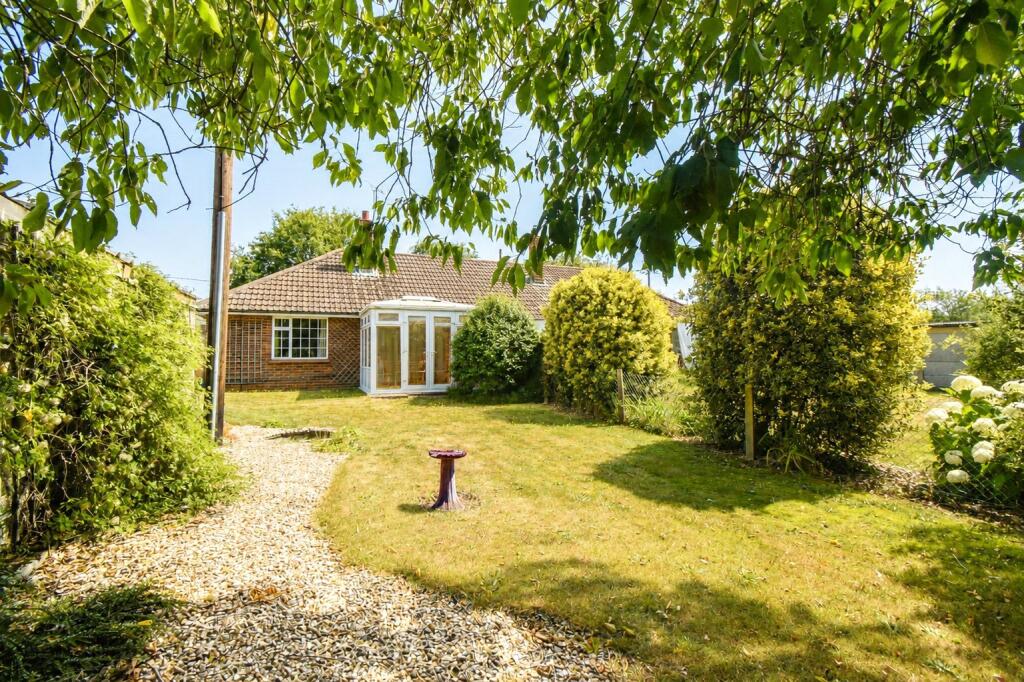 House in Basingstoke and Deane, Hartley Wespall - More
