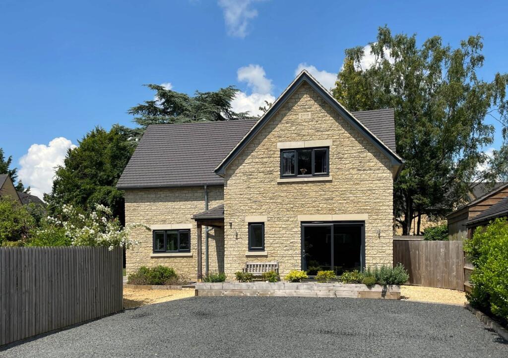 Main image of property: Vatch Lane, Eastcombe, GL6