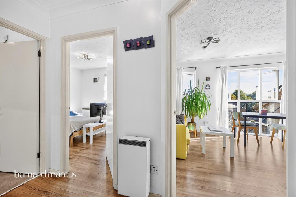 Main image of property: Farrow Lane, London