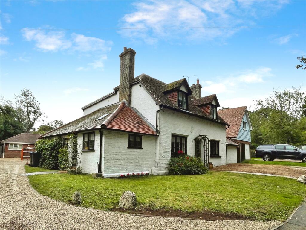 6-bed detached on Latton Street, Harlow, Essex, CM17, £595,000