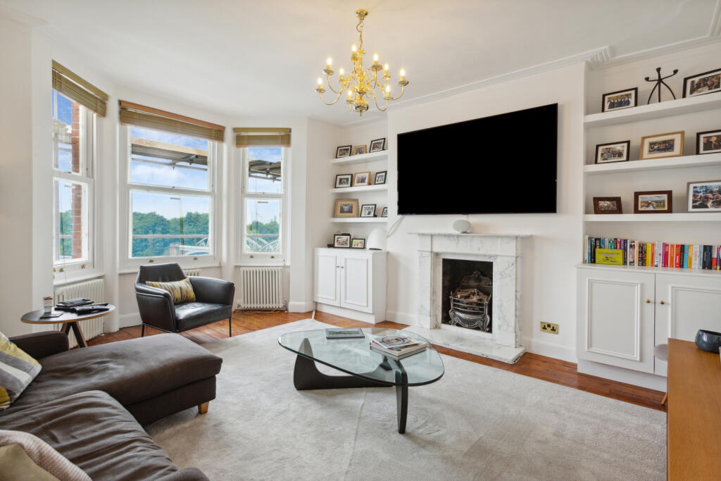 Apartment in London - View 3