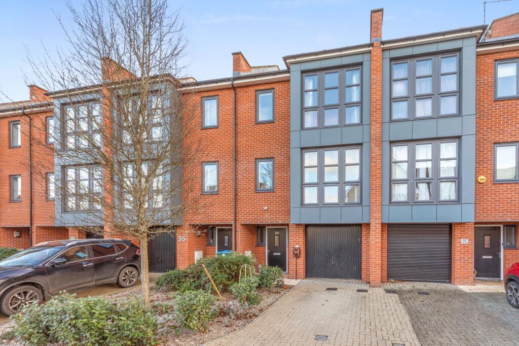 Main image of property: Provis Wharf, Broughton, Buckinghamshire