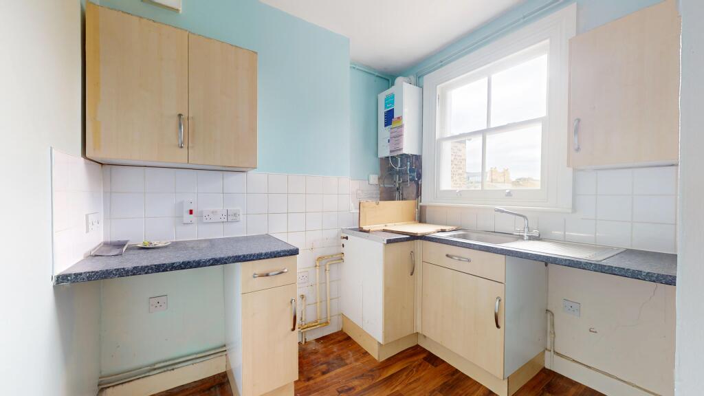 Apartment in London - More