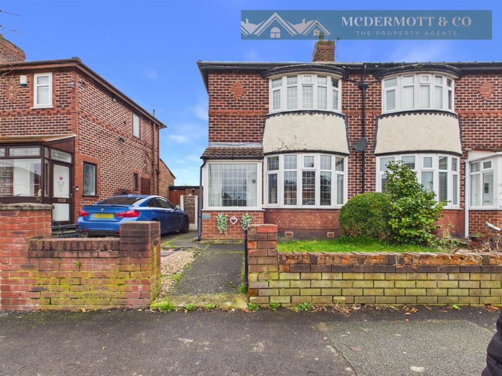 Main image of property: Lord Lane, Failsworth, Manchester