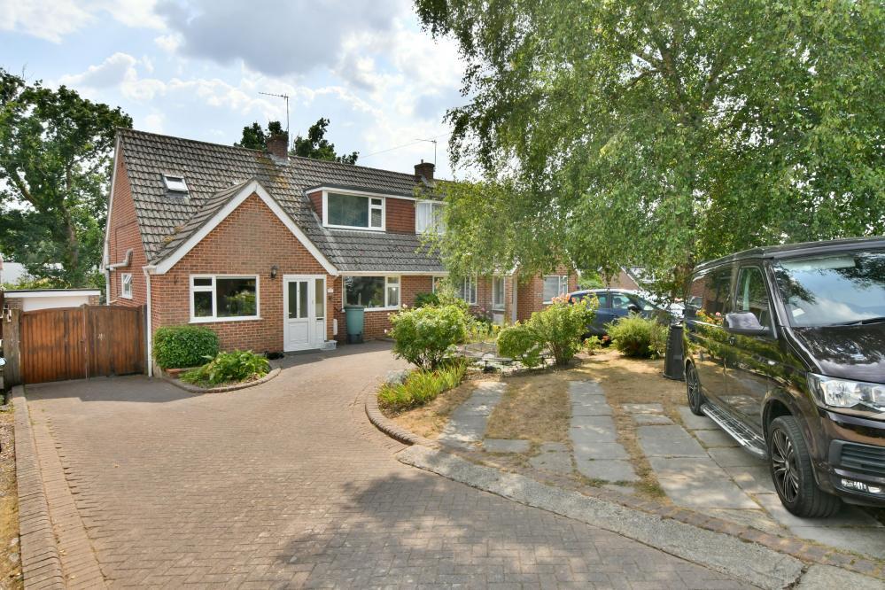 Cutlers Place, Colehill, BH21 2HN