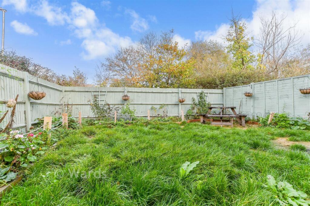 House in Maidstone, Staplehurst - View 2
