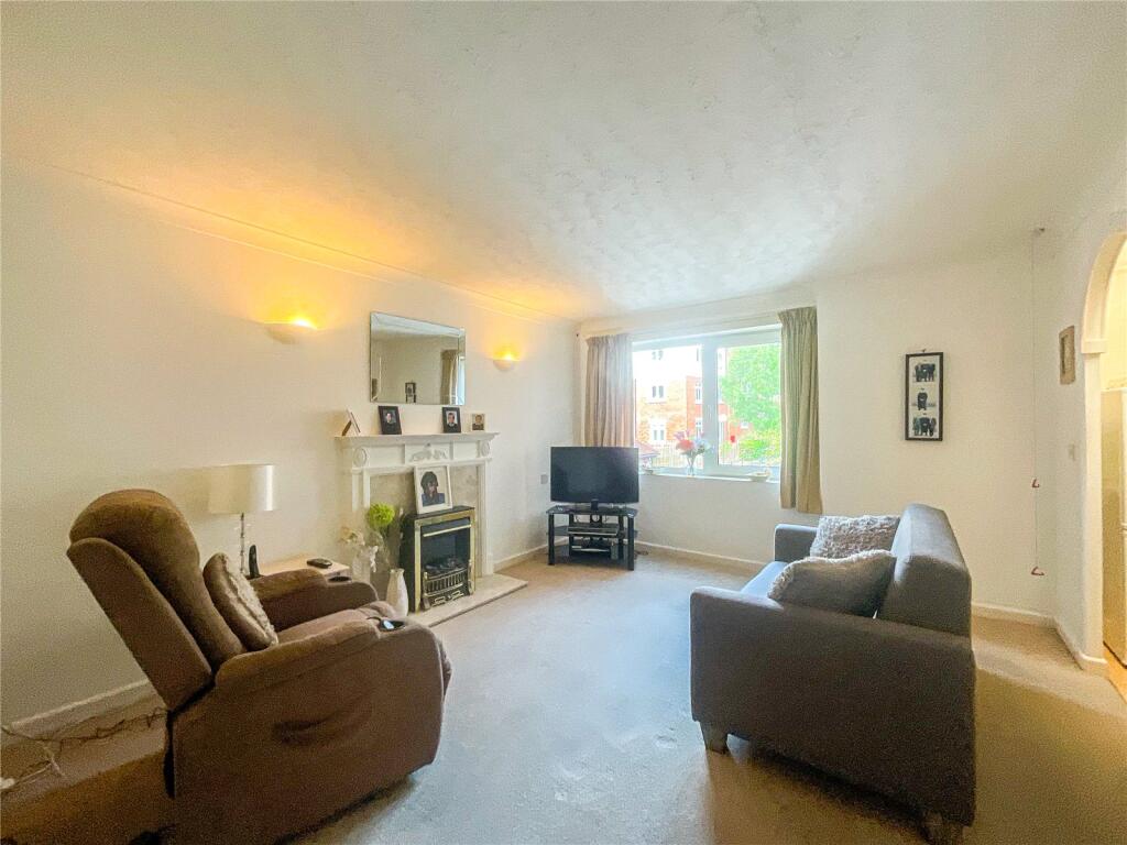 Midland Drive, Sutton Coldfield, West Midlands, B72 photo 4