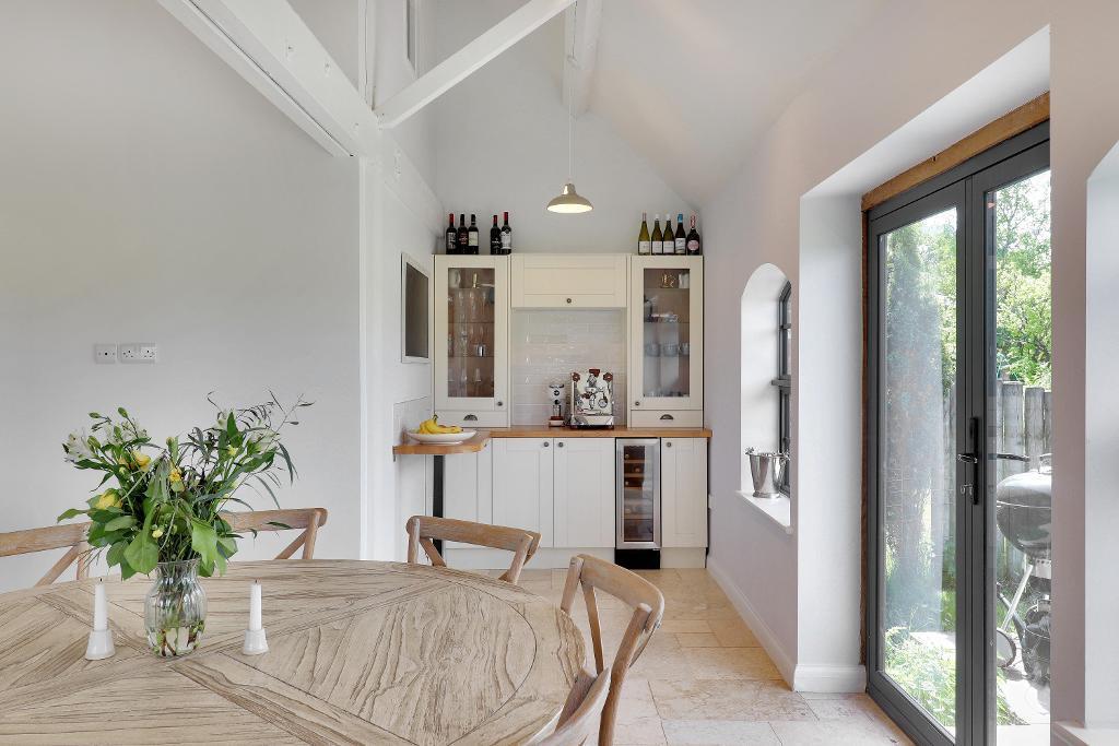 House in Tonbridge - View 4