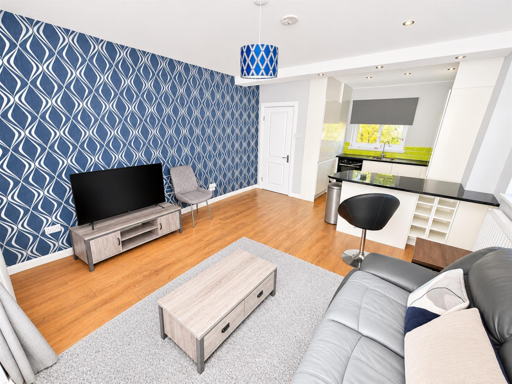 Tollgate Place, Corby photo 4