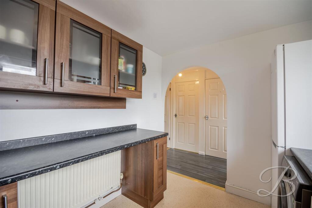Holbrook Close, Pleasley, Mansfield - More