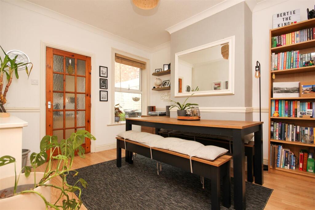 House in Rushden, North Northamptonshire - View 5