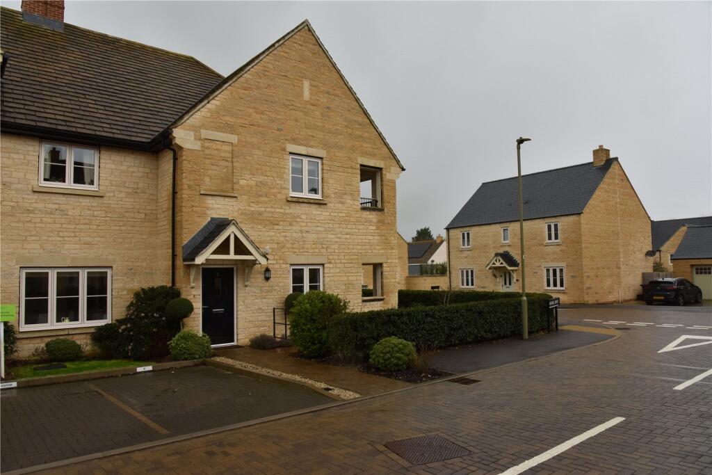 Main image of property: Barnard Mews, Burford, OX18