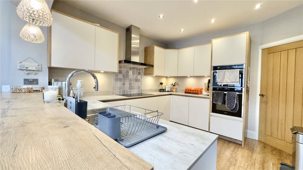 Ferndale Road, Hoylake, Wirral, Merseyside, CH47 photo 4