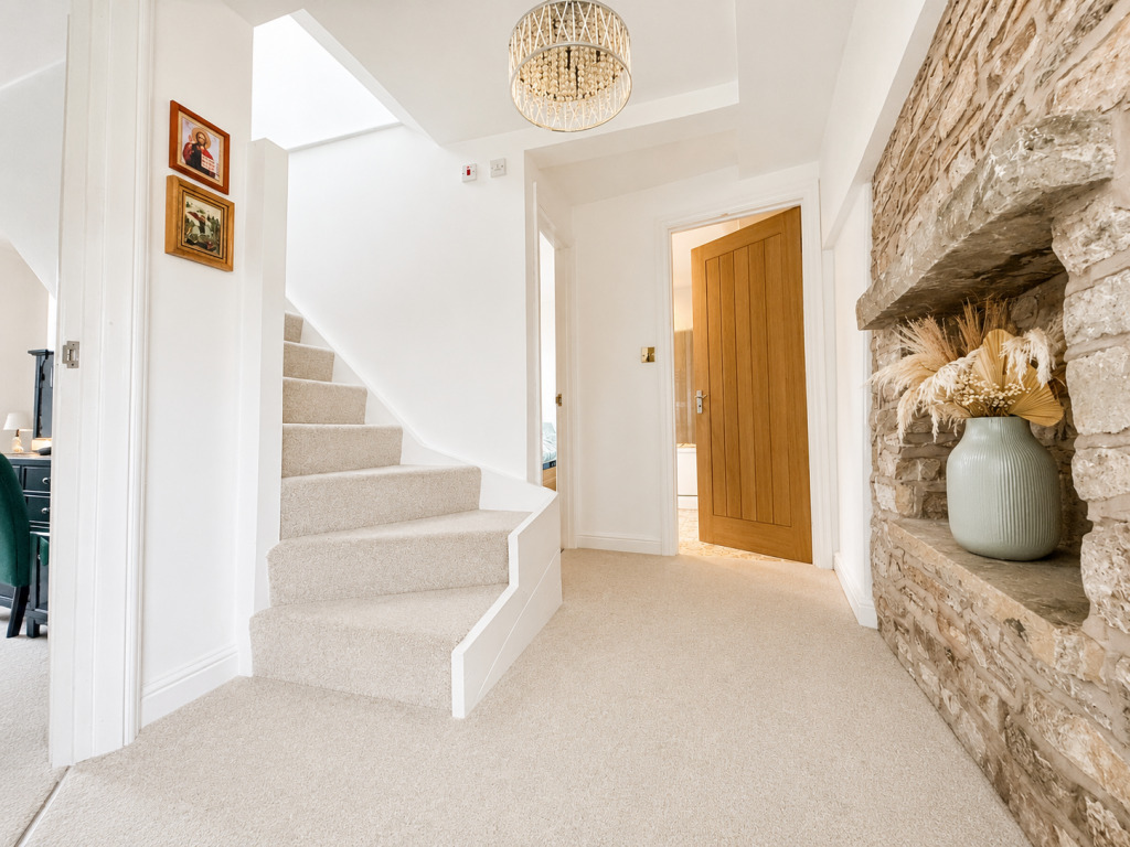 House in Stockport - View 4