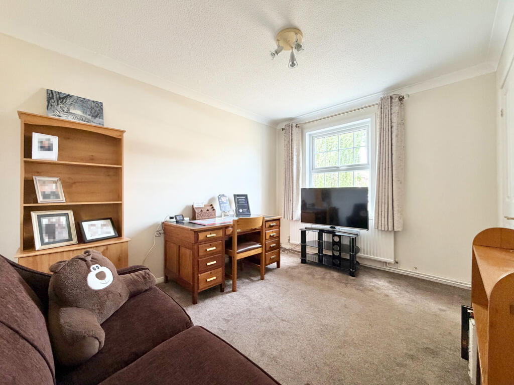 House in Dacorum, Tring - View 4