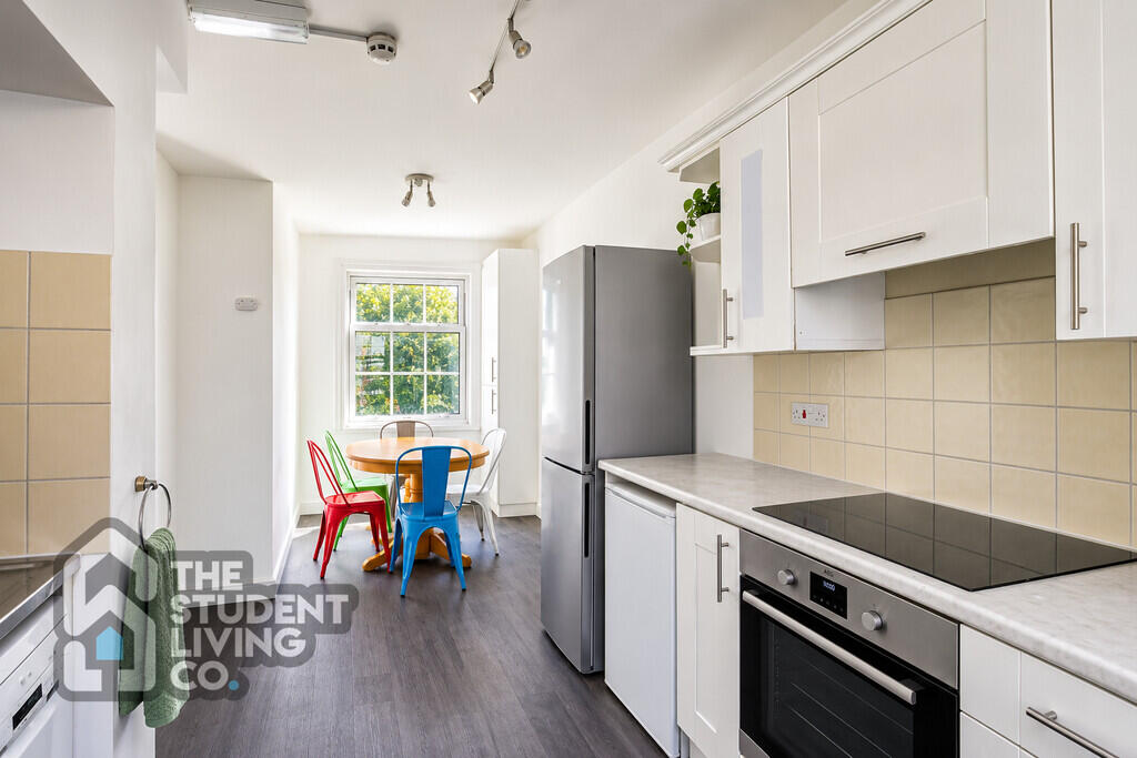 House in Nottingham - View 4