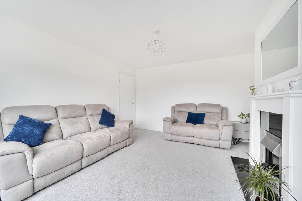 House in Portsmouth - View 4