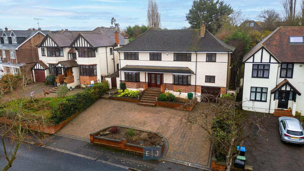 Main image of property: Spring Grove, Loughton