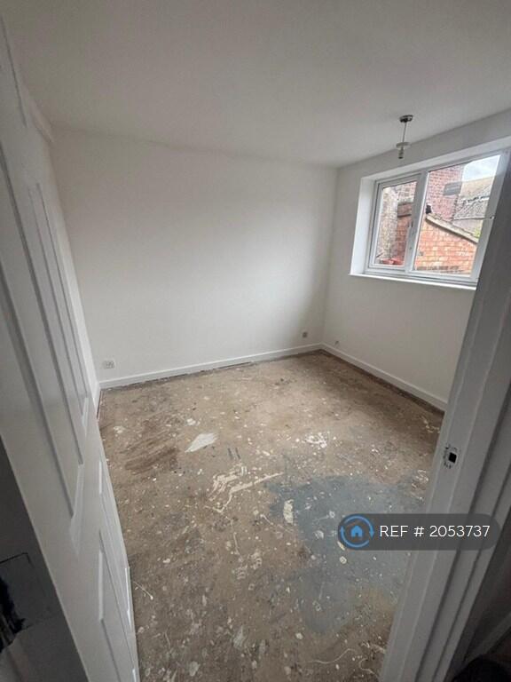Main image of property: High Street North, Dunstable, LU6