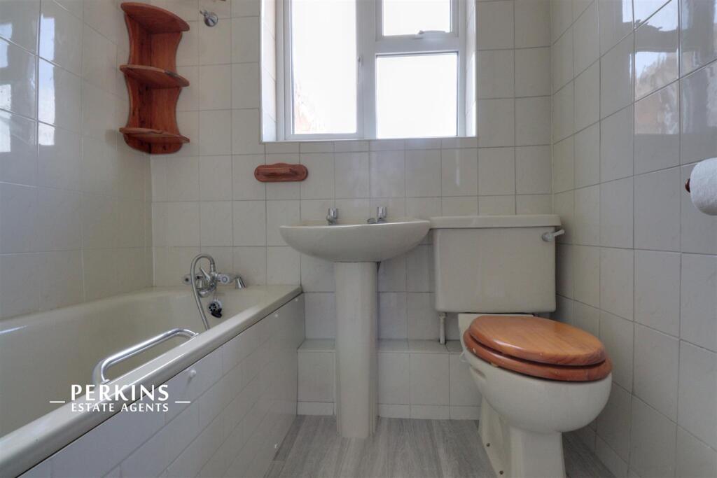 House in London, Stanmore - More