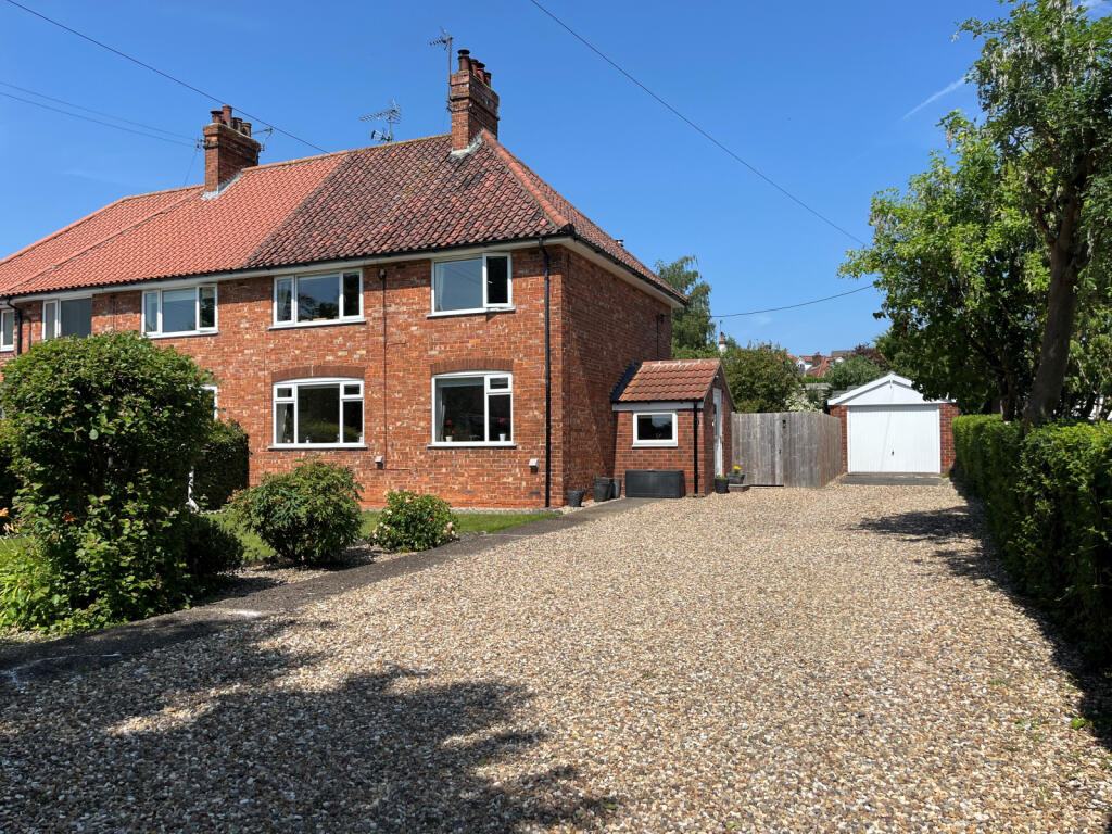 Main image of property: Beverley Road, South Cave