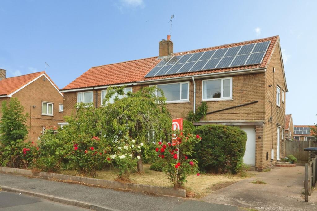 Main image of property: Shakespeare Drive, Dinnington, Sheffield, South Yorkshire, S25