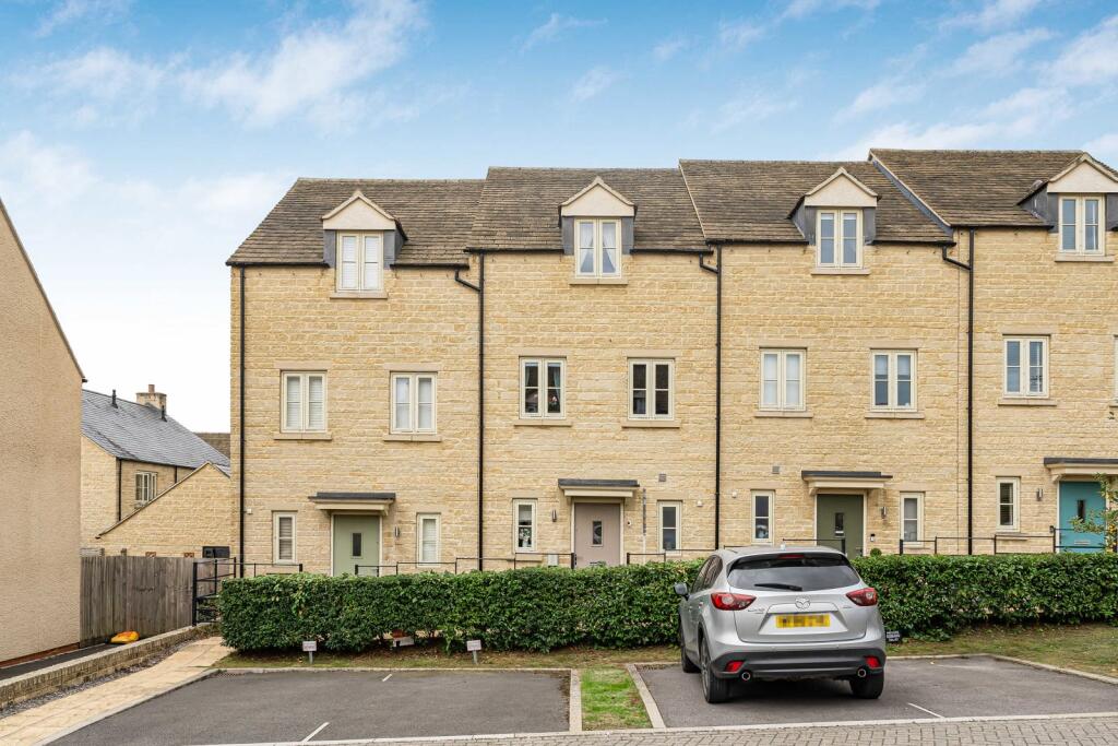 Main image of property: Brays Avenue, Tetbury, Gloucestershire, GL8