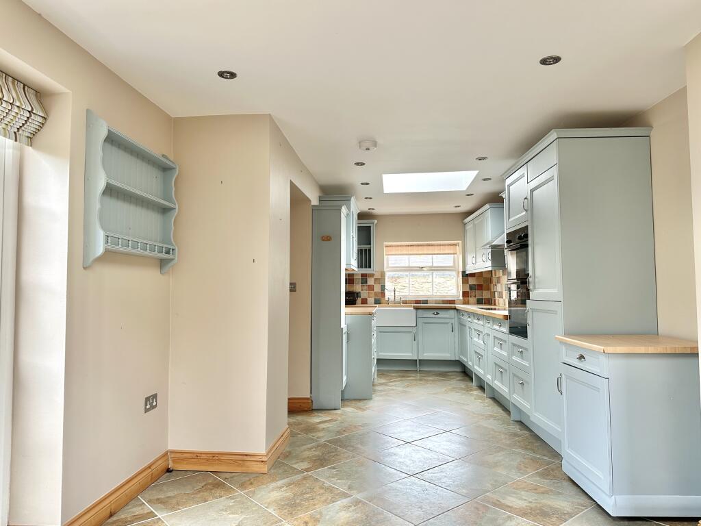Additional image 5 of Hill House, Yenston, Somerset, BA8 0NG
