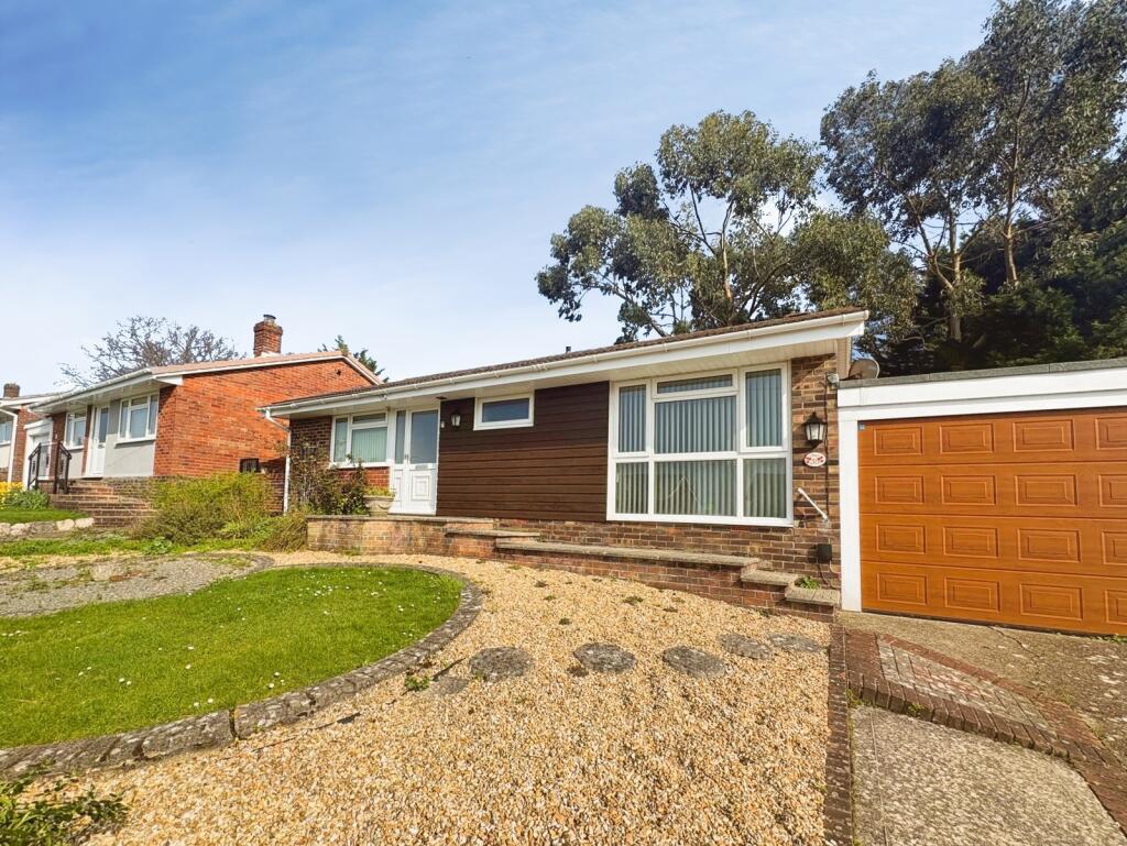 Main image of property: Sylvan Avenue, East Cowes, Isle of Wight