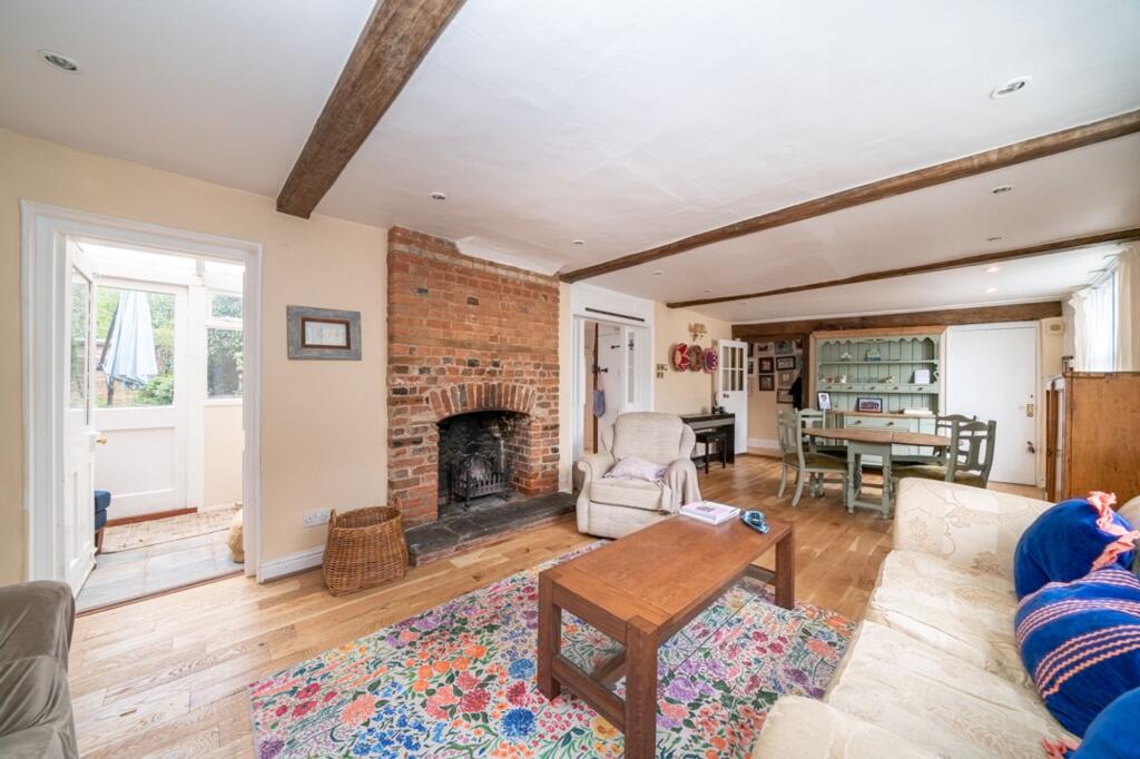 House in St Albans, Redbourn - View 5
